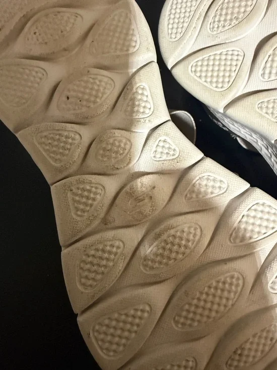 Skechers Women's Slip-ins GoWalk Sandals
Size 6 - Picture 5 of 7